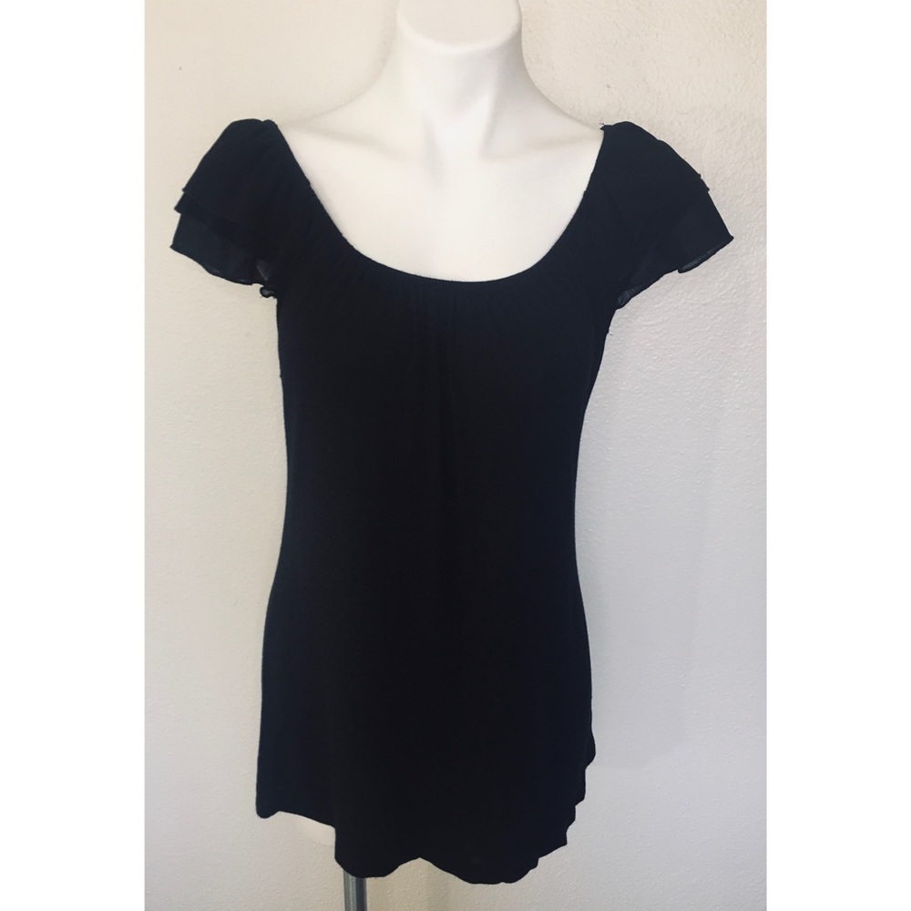 Forever 21 Tiered Ruffle Sleeve Top